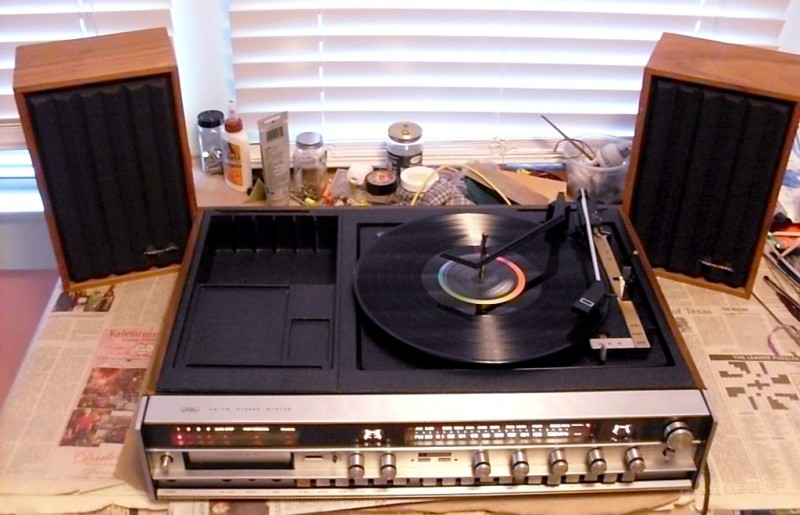 Sears AMFMPhono8Track-1.JPG
