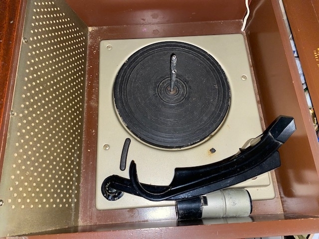 Philco Record Player1.jpg