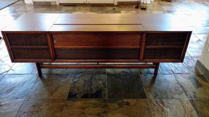 General Electric console stereo solid state.jpg