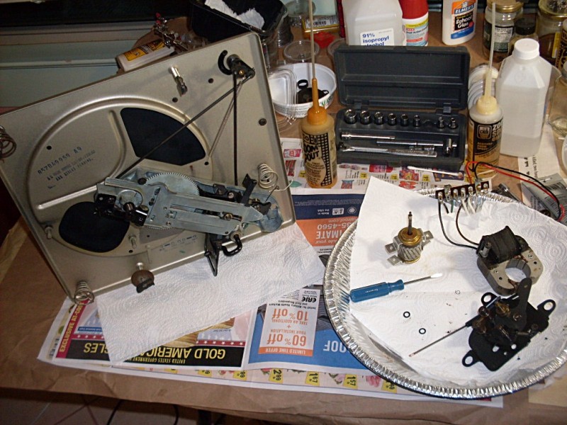 Philco V-M 959 Changer-2.JPG