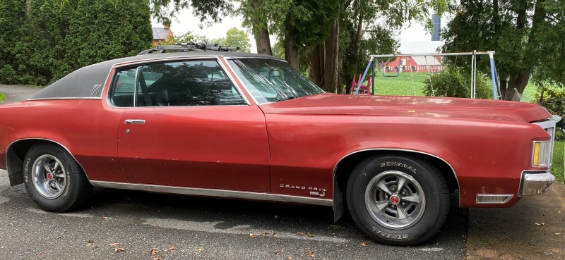 1969 Pontiac GP resized.jpg