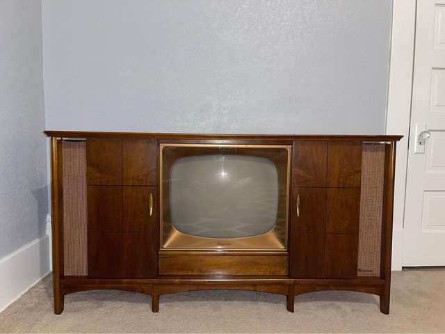 Magnavox TV Theater .jpeg