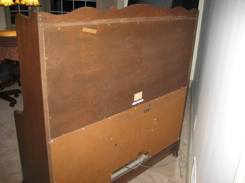 4VF619 rear.jpg
