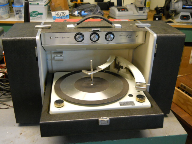 GE Trimline 300 stereo all tube.JPG