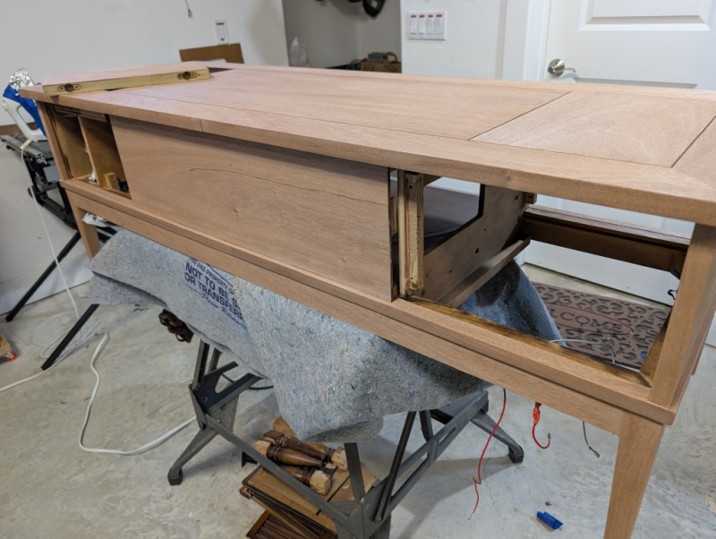 Veneered back, unfinished